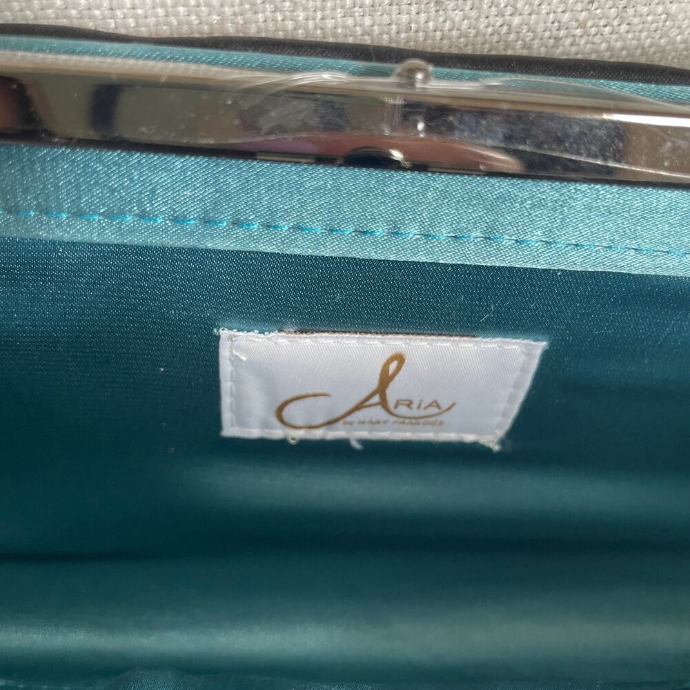 Vintage Aria by Mary Frances Piano Keys & Treble Clef Beaded Clutch - Picture 6 of 6